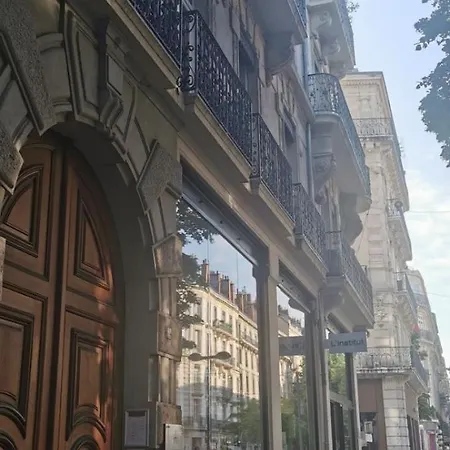 شقة Le Gambetta 21 *
